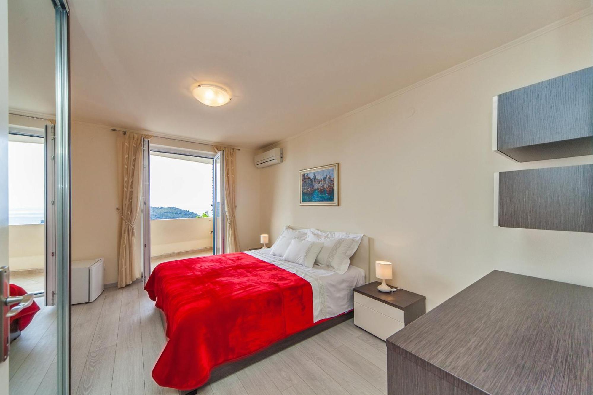 Deluxe Sunset Room, View Of The Old Town Dubrovnik